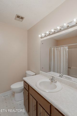 5029 Ridgemont Drive, Knoxville, TN 37918