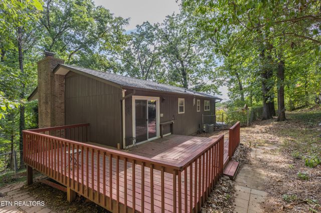 5029 Ridgemont Drive, Knoxville, TN 37918