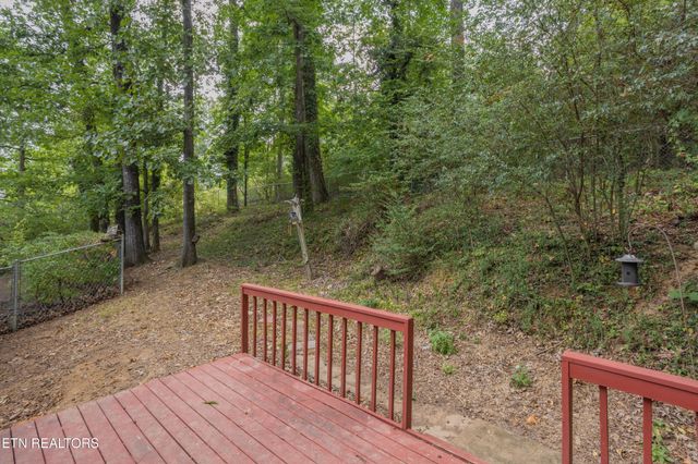 5029 Ridgemont Drive, Knoxville, TN 37918