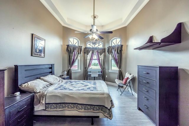 4765 Grand Caillou Road, Houma, LA 70363
