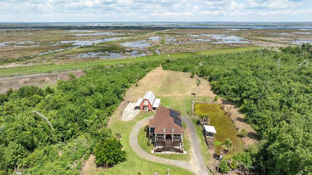 4765 Grand Caillou Road, Houma, LA 70363
