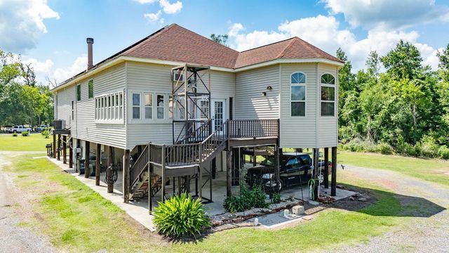 4765 Grand Caillou Road, Houma, LA 70363