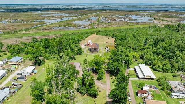 4765 Grand Caillou Road, Houma, LA 70363