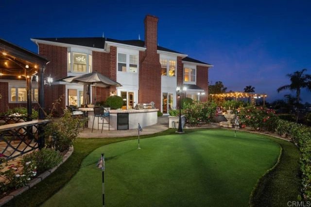 2915 Managua Place, Carlsbad, CA 92009
