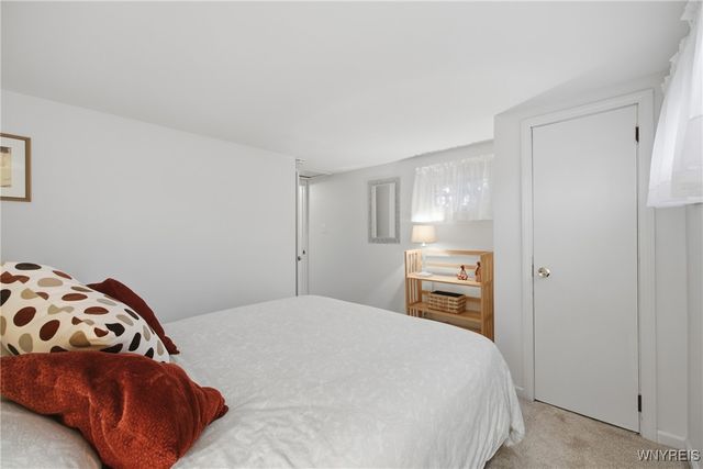 8070 Tonawanda Creek Road, Clarence, NY 14051