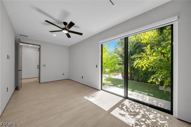3801 SW 17th PL, Cape Coral, FL 33914