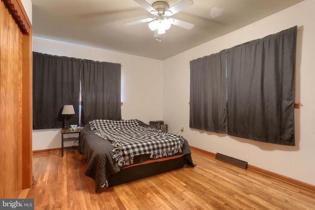 1022 E LISBURN ROAD, Mechanicsburg, PA 17055