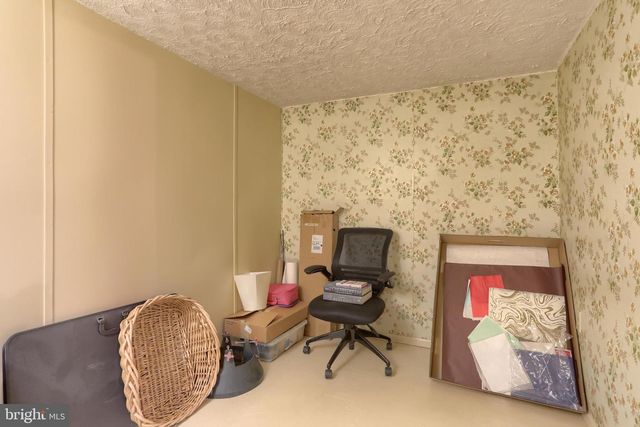 1022 E LISBURN ROAD, Mechanicsburg, PA 17055