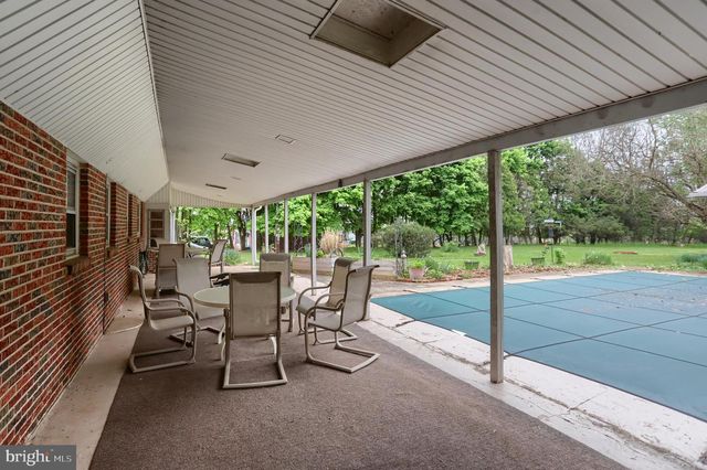 1022 E LISBURN ROAD, Mechanicsburg, PA 17055