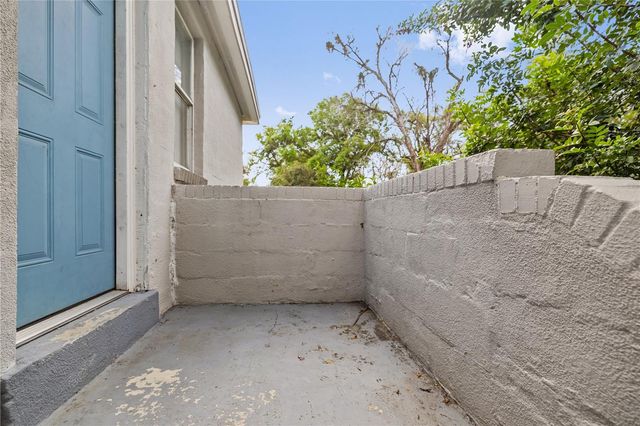 409 E FLORIBRASKA AVENUE C, Tampa, FL 33603