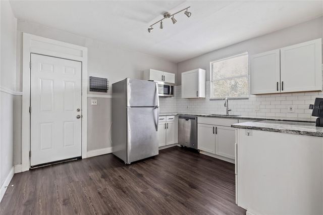 409 E FLORIBRASKA AVENUE C, Tampa, FL 33603