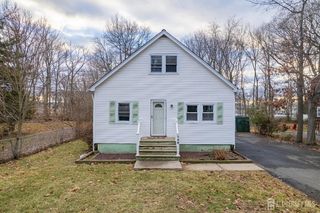 746 Spruce Road, North Brunswick, NJ 0802