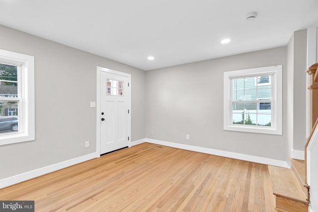 5105 11TH ST S, Arlington, VA 22204