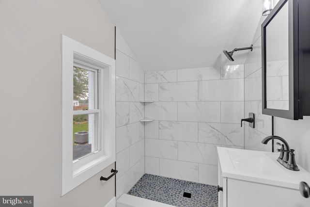 5105 11TH ST S, Arlington, VA 22204