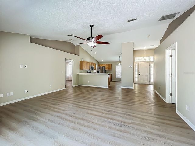 1103 LAKEVIEW OAKS DRIVE, Minneola, FL 34715