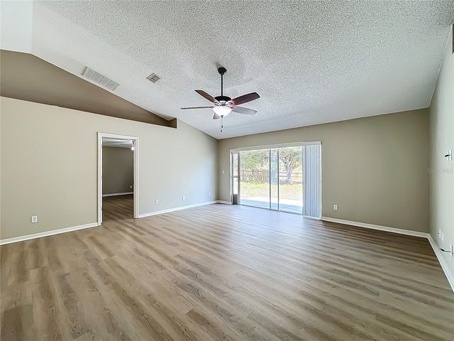 1103 LAKEVIEW OAKS DRIVE, Minneola, FL 34715