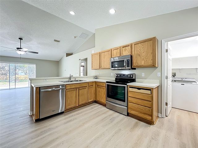 1103 LAKEVIEW OAKS DRIVE, Minneola, FL 34715