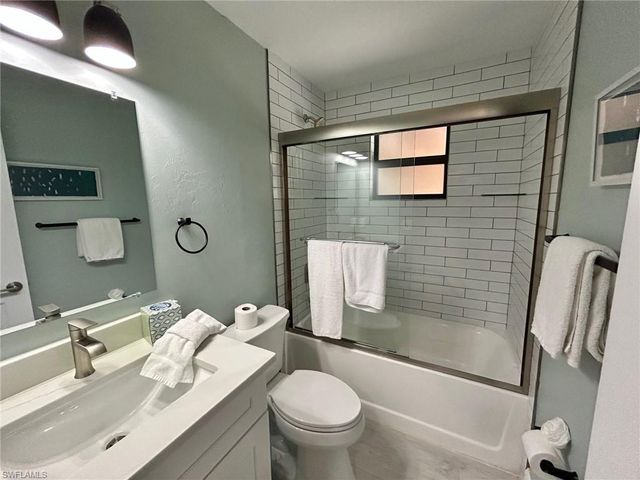 5117 Sea Bell RD E104, Sanibel, FL 33957