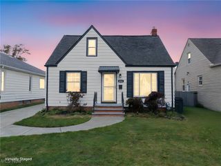 6306 Gilbert Avenue, Parma, OH 44129