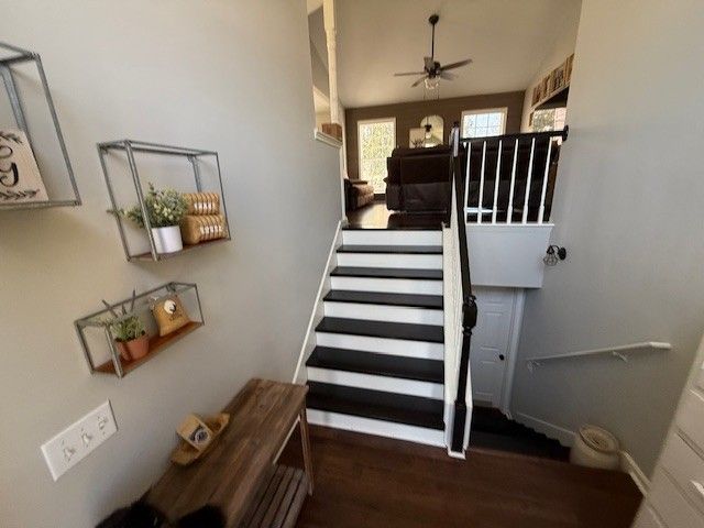 80 Oak Valley Dr, Spring Hill, TN 37174