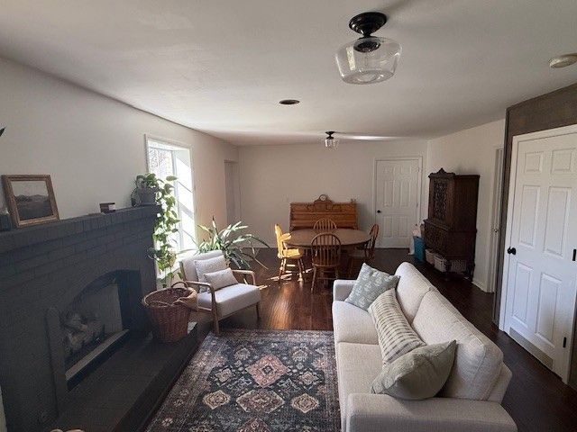 80 Oak Valley Dr, Spring Hill, TN 37174