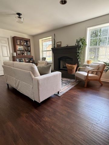 80 Oak Valley Dr, Spring Hill, TN 37174