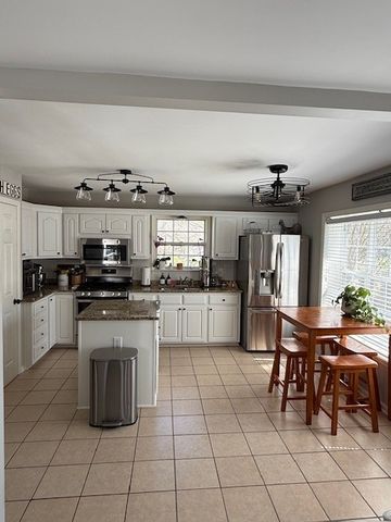 80 Oak Valley Dr, Spring Hill, TN 37174