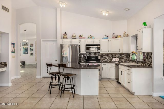 17810 W SUMMIT Drive, Goodyear, AZ 85338