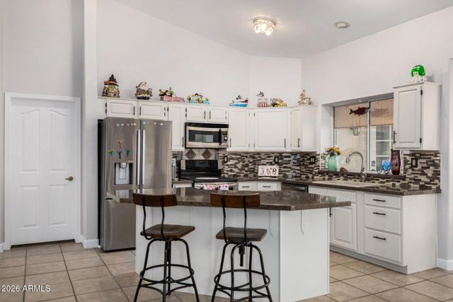 17810 W SUMMIT Drive, Goodyear, AZ 85338