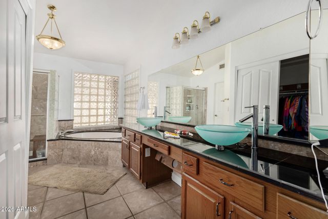 17810 W SUMMIT Drive, Goodyear, AZ 85338