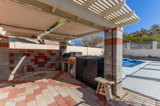 17810 W SUMMIT Drive, Goodyear, AZ 85338