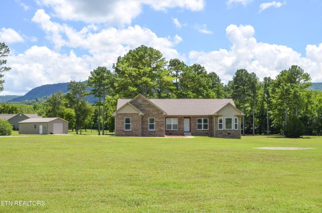 241 Terry Rd, Pikeville, TN 37367