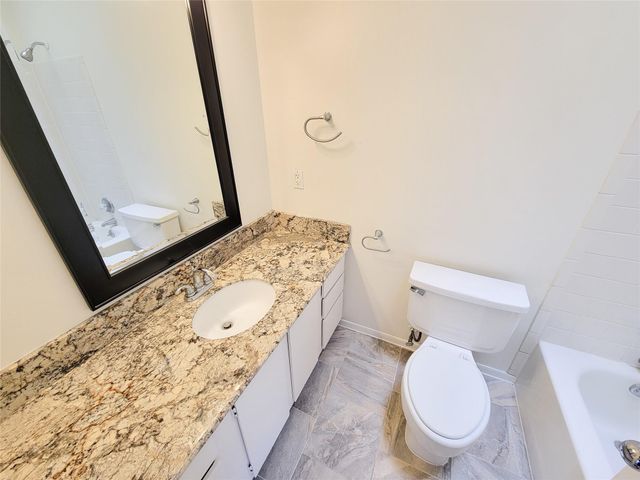 4225 Purdue Street C, Houston, TX 77005