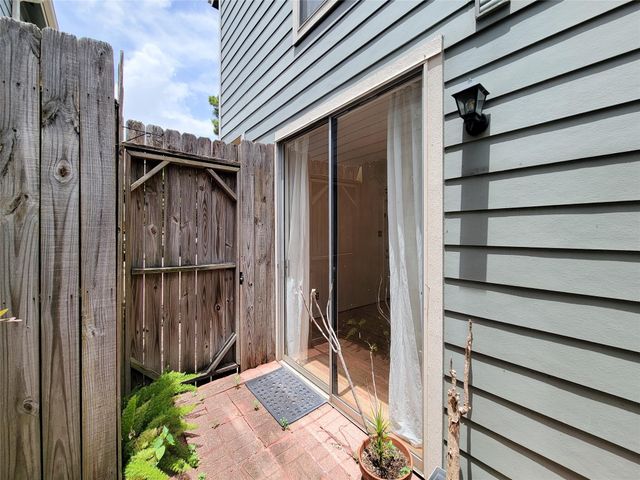 4225 Purdue Street C, Houston, TX 77005