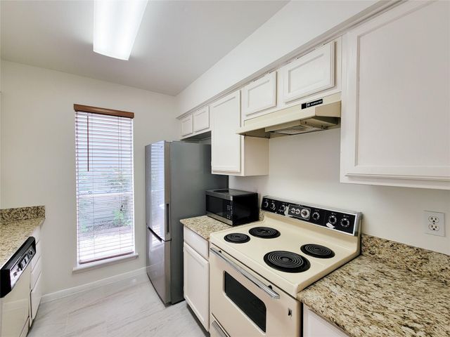 4225 Purdue Street C, Houston, TX 77005