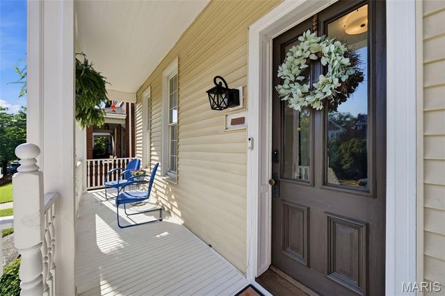 4262 Hartford Street, St Louis, MO 63116