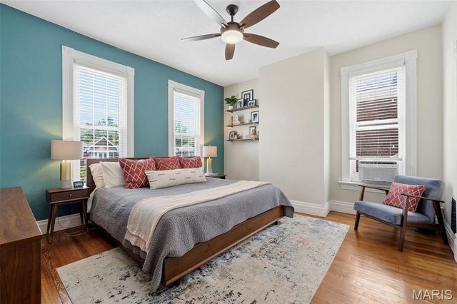 4262 Hartford Street, St Louis, MO 63116