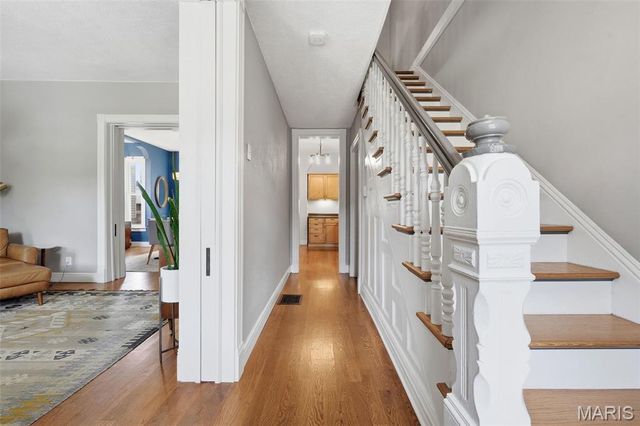 4262 Hartford Street, St Louis, MO 63116