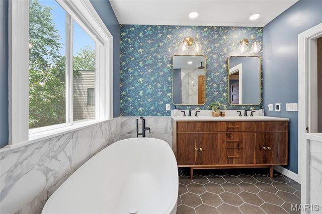 4262 Hartford Street, St Louis, MO 63116