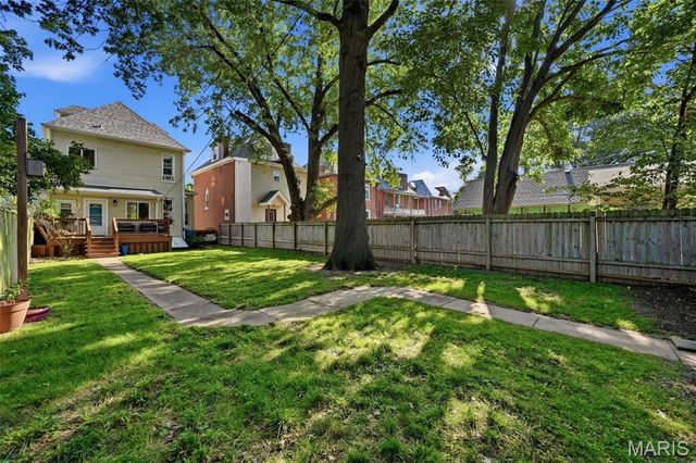 4262 Hartford Street, St Louis, MO 63116