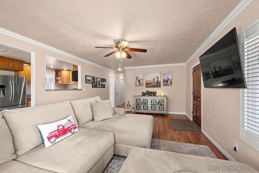 Image 11 of property listing at 1157 Via Loma Vis, El Cajon, CA 92019
