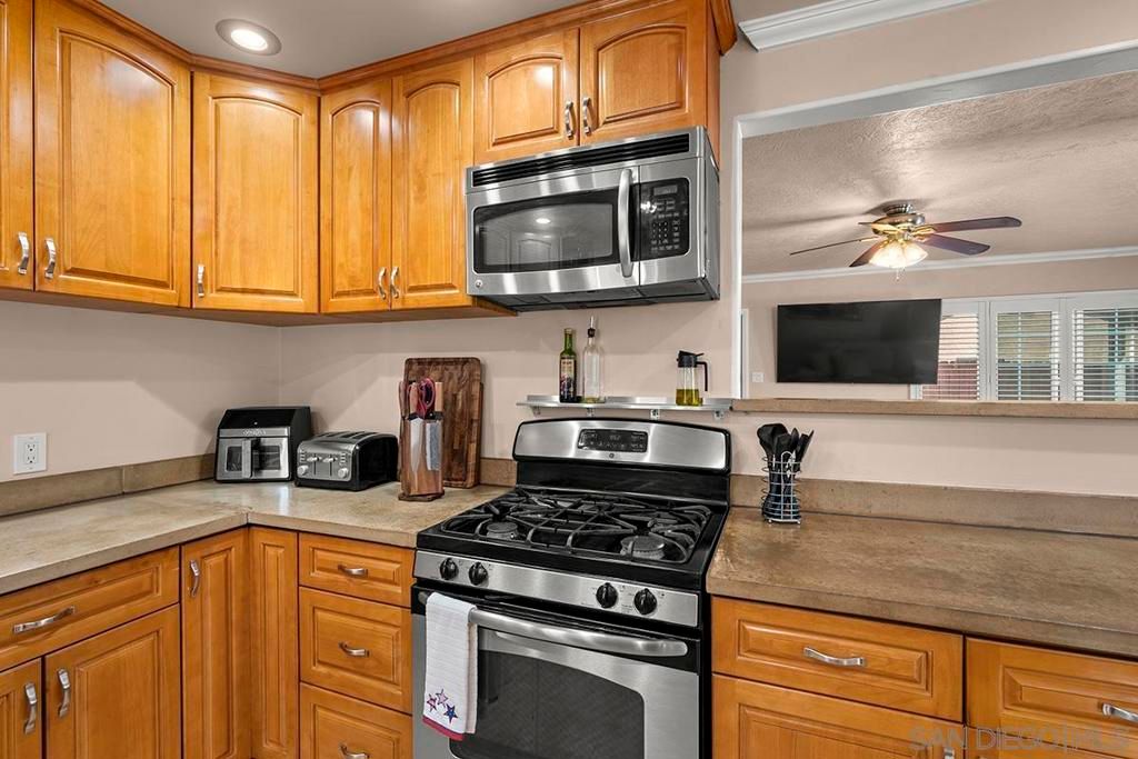 Image 19 of property listing at 1157 Via Loma Vis, El Cajon, CA 92019