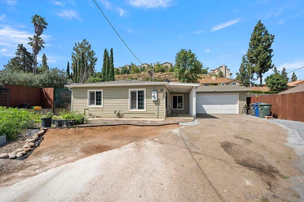 Image 2 of property listing at 1157 Via Loma Vis, El Cajon, CA 92019