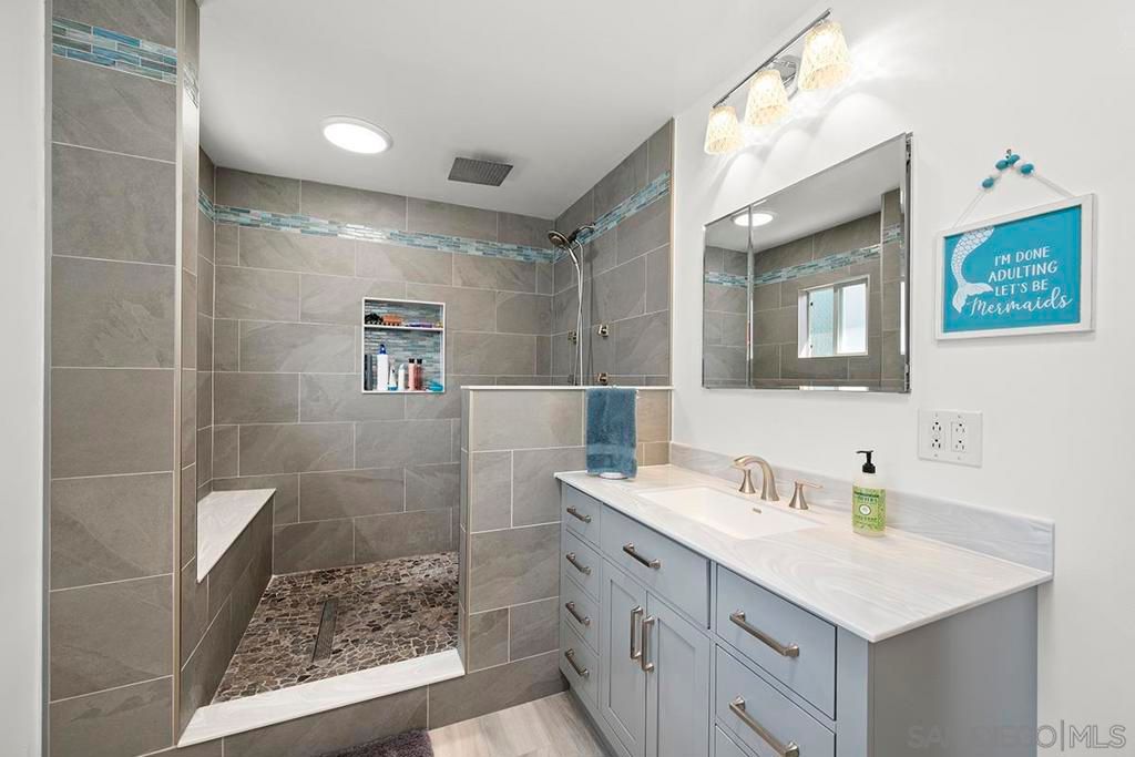 Image 25 of property listing at 1157 Via Loma Vis, El Cajon, CA 92019