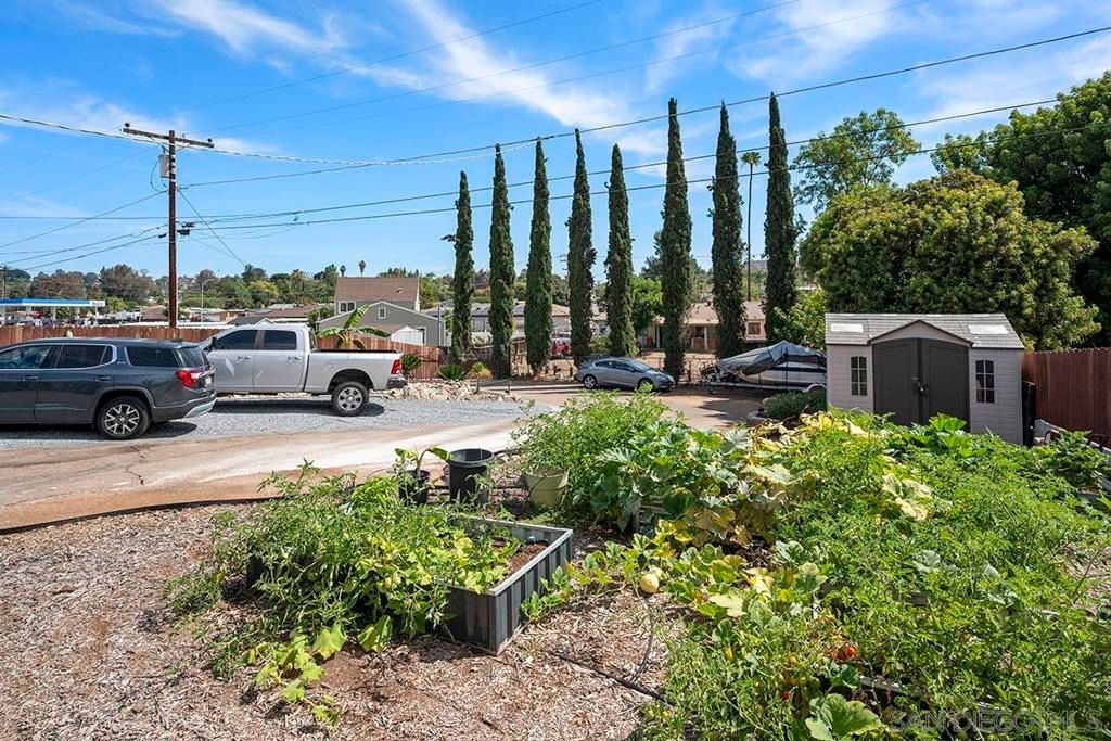 Image 7 of property listing at 1157 Via Loma Vis, El Cajon, CA 92019