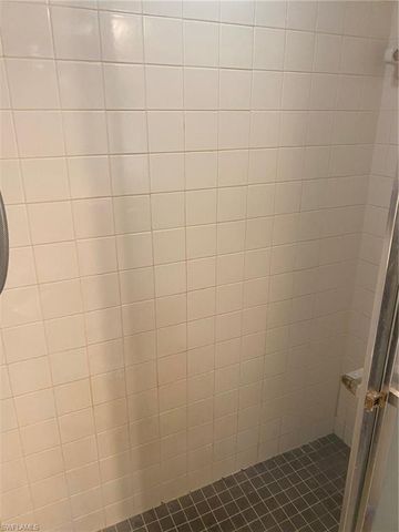 5245 Cedarbend DR # 2, Fort Myers, FL 33919