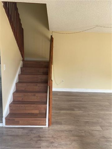 5245 Cedarbend DR # 2, Fort Myers, FL 33919