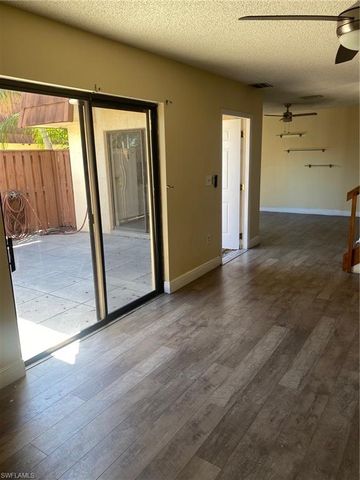 5245 Cedarbend DR # 2, Fort Myers, FL 33919