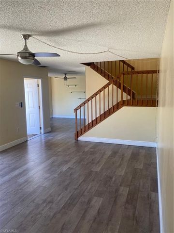 5245 Cedarbend DR # 2, Fort Myers, FL 33919