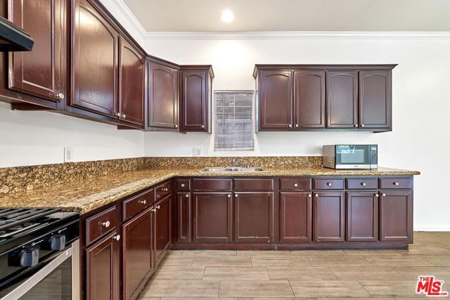 705 S Gramercy Place, Los Angeles, CA 90005